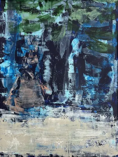 Colin-maillard — Une silhouette brune floue parmi des raclures bleu nuit et bleu ciel, au-dessus d'une large bande beige.