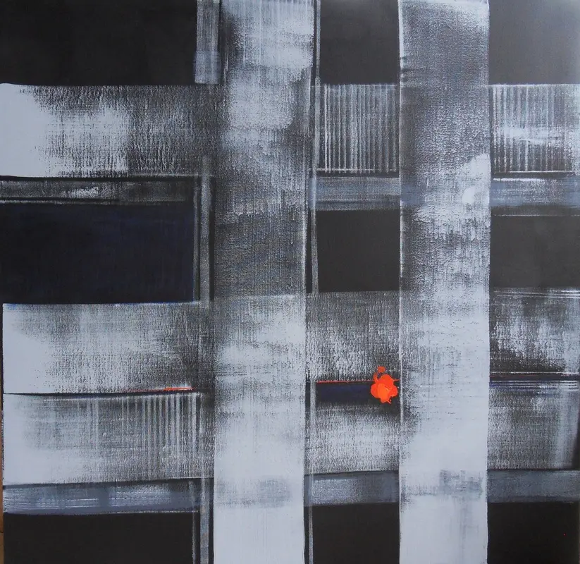 Trame n° 60 — Des bandes blanches raclées se croisent en treillis sur un fond noir, avec une petite tache orange vif.